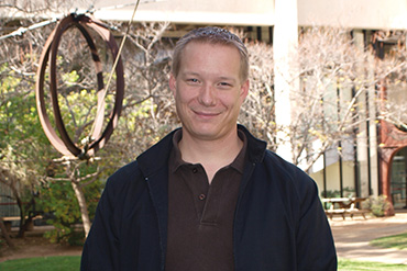Dan Bernhard Kipp